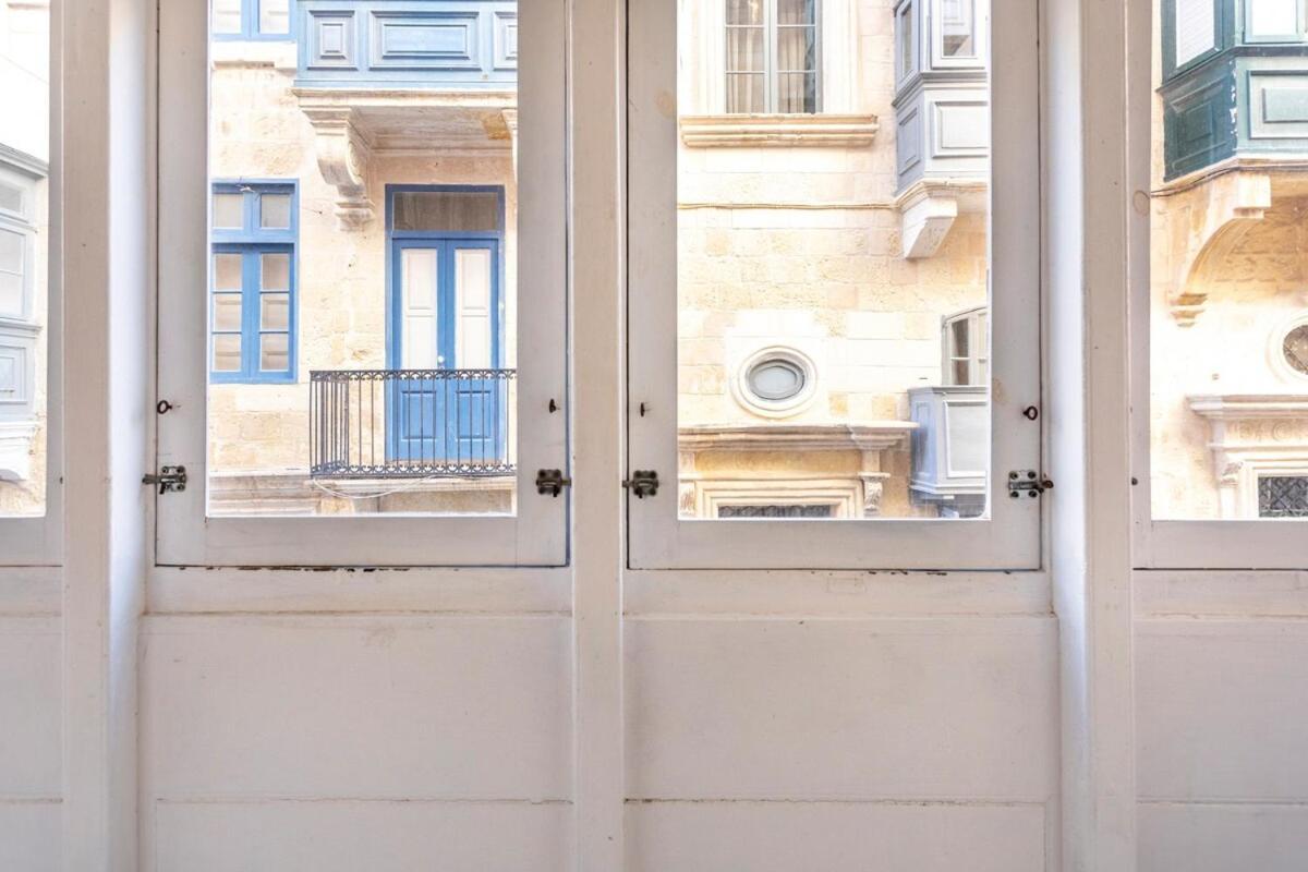 Superbly Located Cosy 2-Bedroom Apartment Valletta Exterior photo