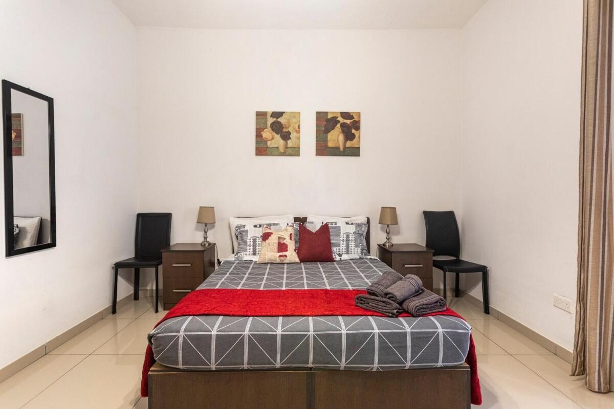 Superbly Located Cosy 2-Bedroom Apartment Valletta Exterior photo